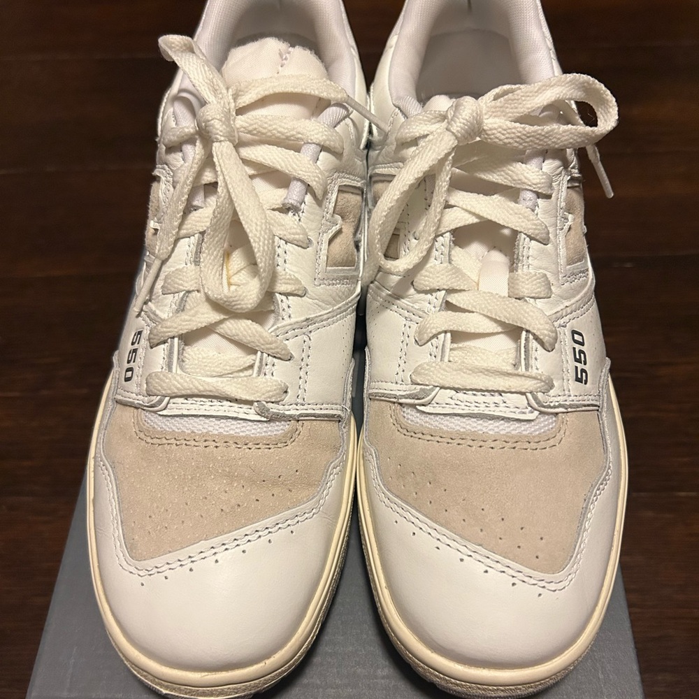 New Balance 550 White and Tan Sneakers Mens Size 8